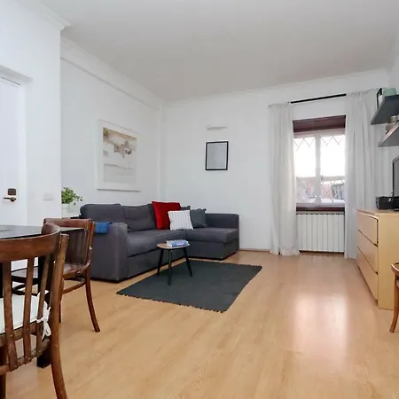 St Peter Mediatrice Apartment Rome