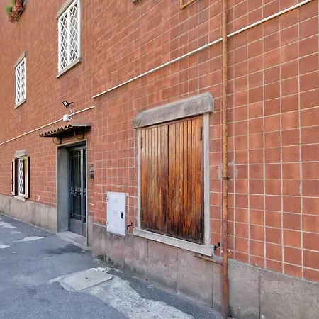 St Peter Mediatrice Apartment